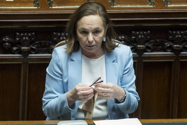 Foto Roberto Monaldo / LaPresse
08-04-2020 Roma
Politica
Camera dei Deputati – Question time
Nella foto Luciana Lamorgese

Photo Roberto Monaldo / LaPresse
08-04-2020 Rome (Italy)
Chamber of Deputies – Question time
In the pic Luciana Lamorgese