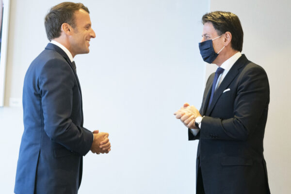 Foto Filippo Attili/Palazzo Chigi/LaPresse 16-07-2020 Bruxelles, Belgio PoliticaIl Presidente del Consiglio Giuseppe Conte incontra il Presidente della Repubblica francese Emmanuel MacronDISTRIBUTION FREE OF CHARGE – NOT FOR SALE – Obbligatorio citare la fonte LaPresse/Palazzo Chigi/Filippo Attili