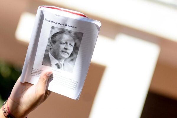 Foto REPERTORIO LaPresse – Guglielmo Mangiapane19/07/16 Palermo ITACronacaCommemorazioni in occasione del XXIV anniversario della strage di via D’AmelioNella foto: Un momento della commemorazionePhoto LaPresse – Guglielmo Mangiapane19/07/16 Palermo ITANewsXXIV anniversary of the Via D’Amelio bomb attack which killed Judge Paolo Borsellino. In the picture: The commemoration Foto REPERTORIO LaPresse – Guglielmo Mangiapane19/07/16 Palermo ITACronacaCommemorazioni in occasione del XXIV anniversario della strage di via D’AmelioNella foto: Un momento della commemorazionePhoto LaPresse – Guglielmo Mangiapane19/07/16 Palermo ITANewsXXIV anniversary of the Via D’Amelio bomb attack which killed Judge Paolo Borsellino. In the picture: The commemoration