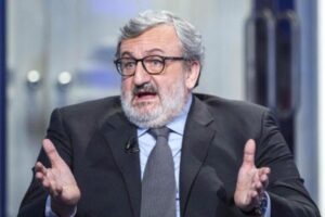 Puglia, Emiliano chiude le scuole: “Troppi contagi con la riapertura”