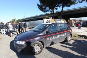 Nel campo rom di Scampia 17enne incinta positiva al Covid: contagiati anche due familiari