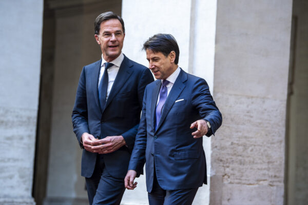 Consiglio Europeo, tra Conte e Rutte è braccio di ferro