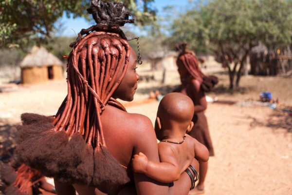 La leggenda della canzone della vita delle madri Himba