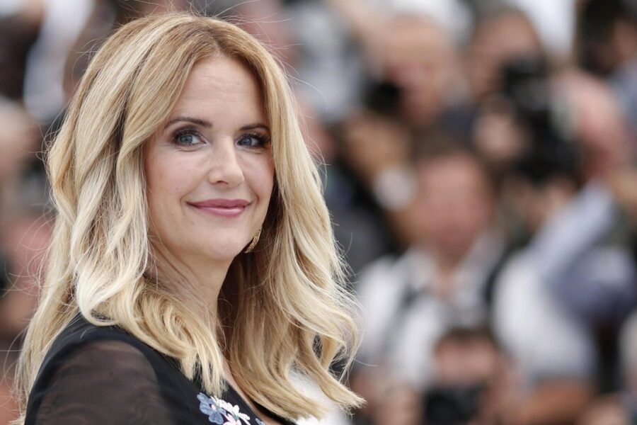 Com’è morta Kelly Preston, l’attrice moglie di John Travolta