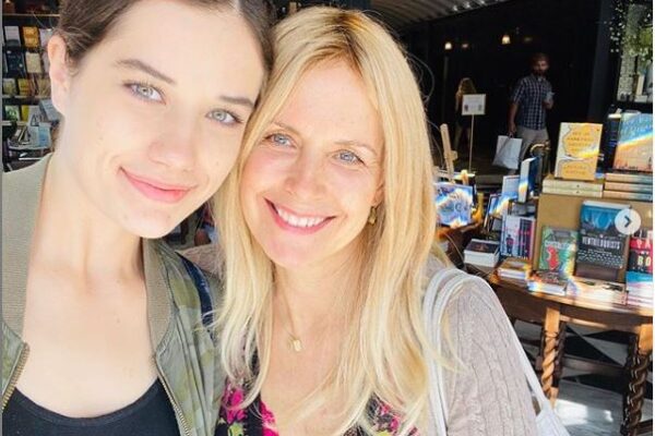 L’ultimo messaggio di Ella Travolta per la mamma Kelly Preston: “Hai reso il mondo un posto migliore”