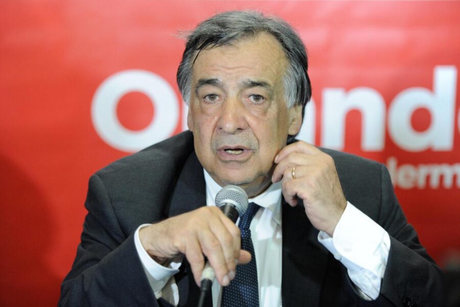 Inchiesta archiviata, ma Leoluca Orlando insiste: è mafia!