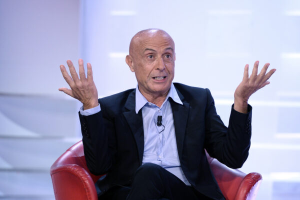 Minniti: “La strada maestra è far entrare l’Ucraina nell’Unione Europea, Trump non è una minaccia ma una sfida”