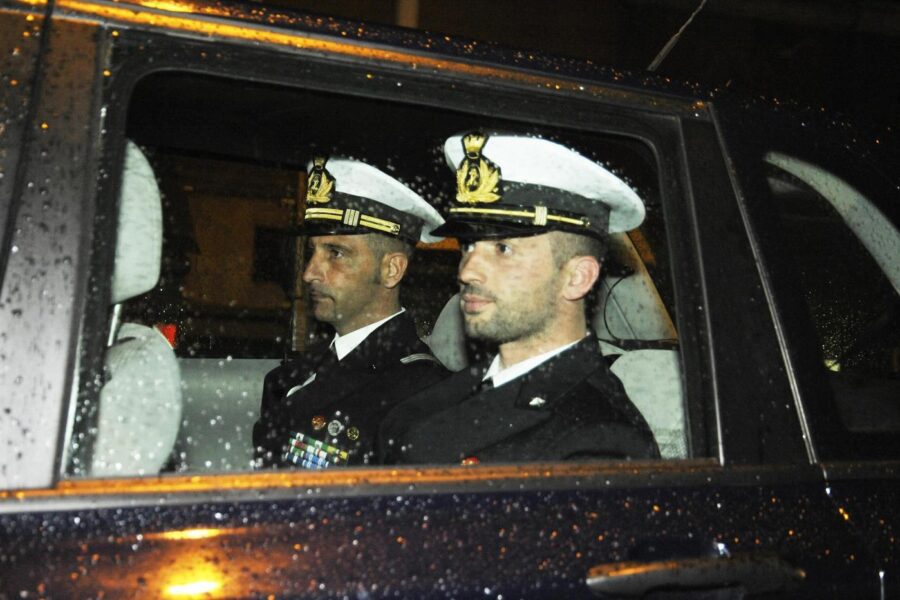 Chi sono i due Marò: le tappe del caso internazionale che vede coinvolti Latorre e Girone