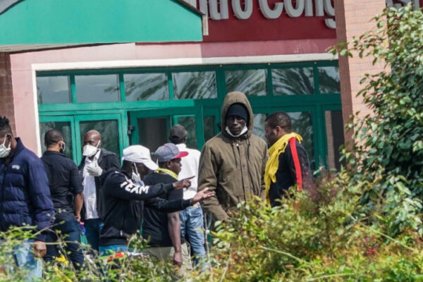 Coronavirus, focolaio in centro di accoglienza: 7 migranti positivi nel Casertano