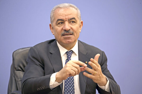 Parla il premier palestinese Mohammad Shtayyeh: “Non ci arrenderemo, l’Europa si schieri”