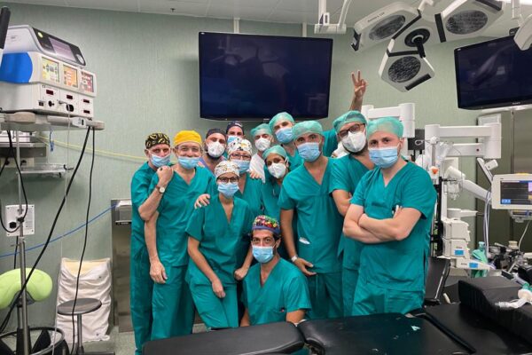 Chirurgia a distanza: medici del Pascale salveranno vite dall’altro lato del mondo grazie alla robotica