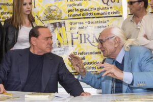 Quando Pannella suggerì a Berlusconi: “Contro te c’è accanimento, vai in esilio”