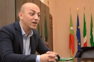 Il sindaco leghista di Codogno smentisce il ‘negazionista del Covid’ Salvini: “Venite a visitare il nostro cimitero”