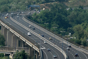 La Tangenziale di Napoli supera i collaudi, ma i bus ANM che fine hanno fatto?