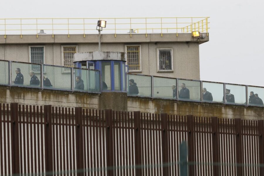 Il Coronavirus torna in prigione, “Svuotiamo le celle!”