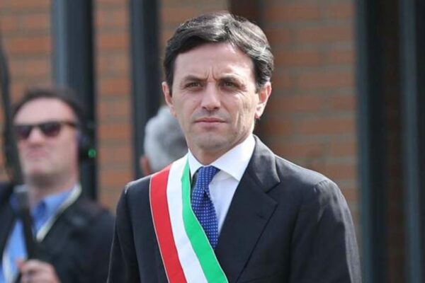 Il sindaco Ciro Buonajuto