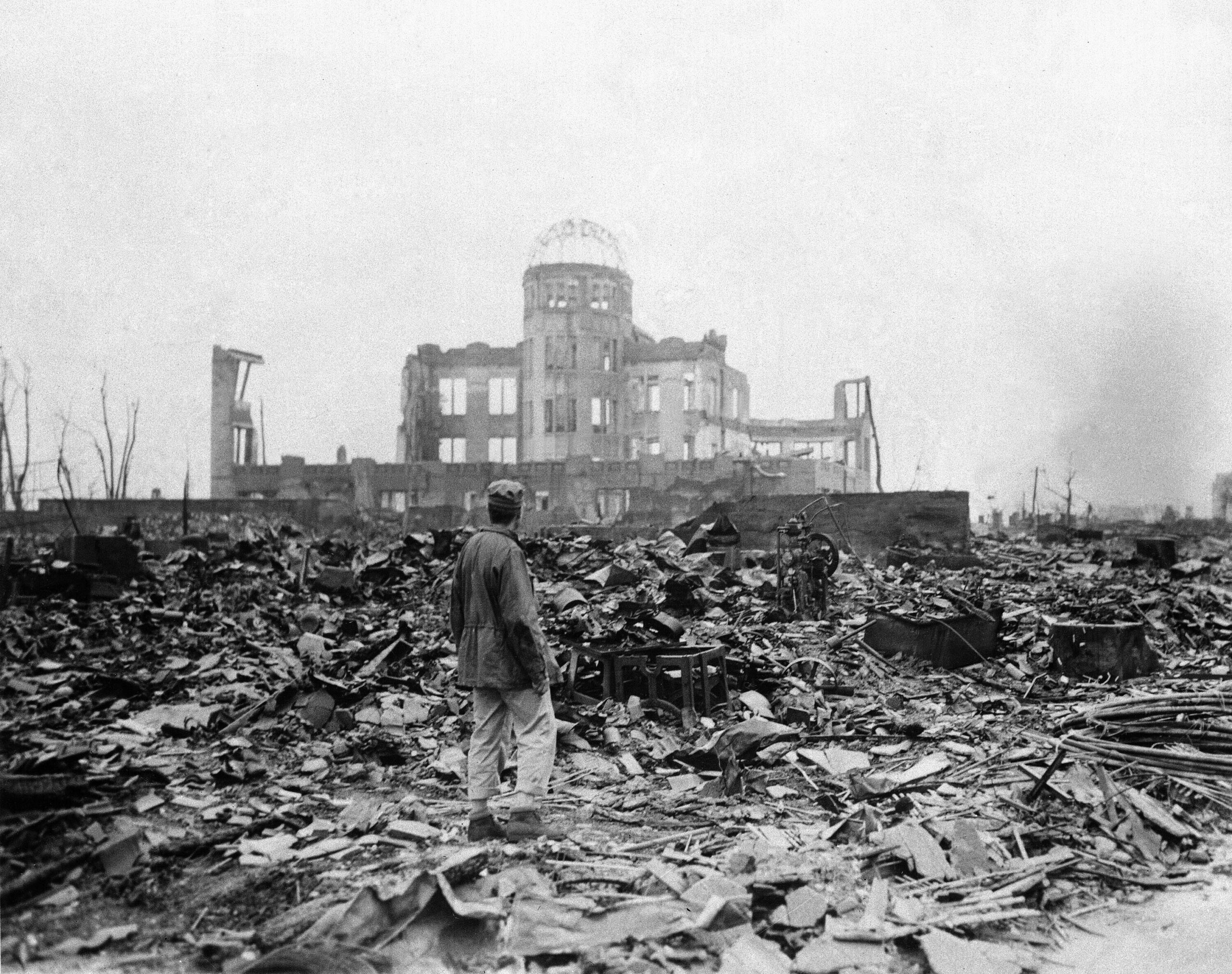 Hiroshima, 75 anni fa la bomba che distrusse tutto: era la città perfetta per provare l’atomica Hiroshima, 75 anni fa la bomba che distrusse tutto: era la città perfetta per provare l’atomica
