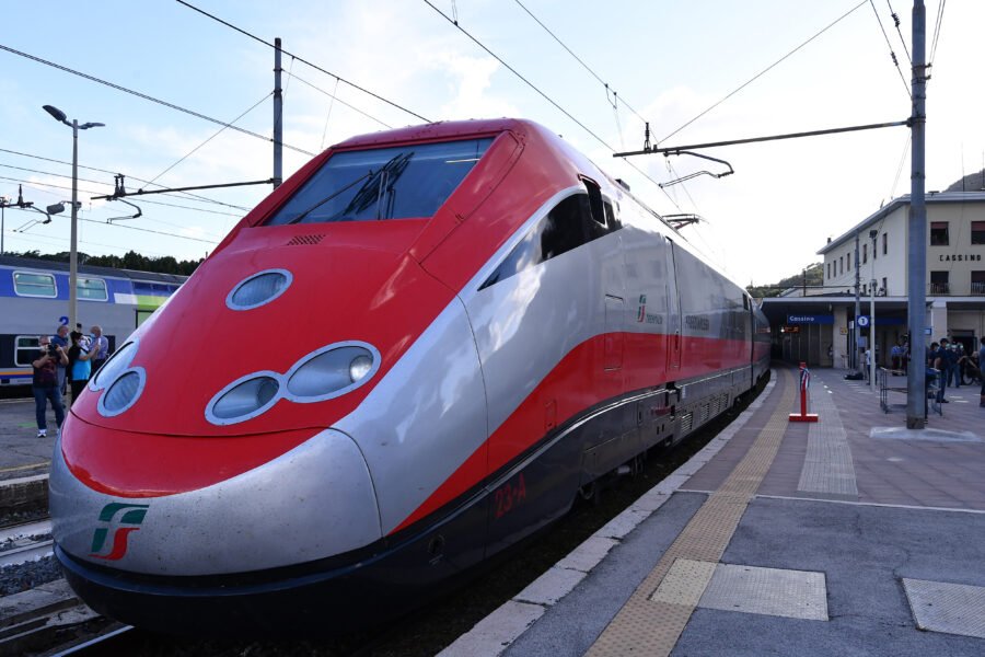 foto: Alfredo Falcone / LaPresse
Frosinone, 14 06 2020
Stazione di Cassino
Ferrovie dello Stato Inaugurazione Alta Velocit Frosinone Cassino
nella foto: Un momento della cerimonia