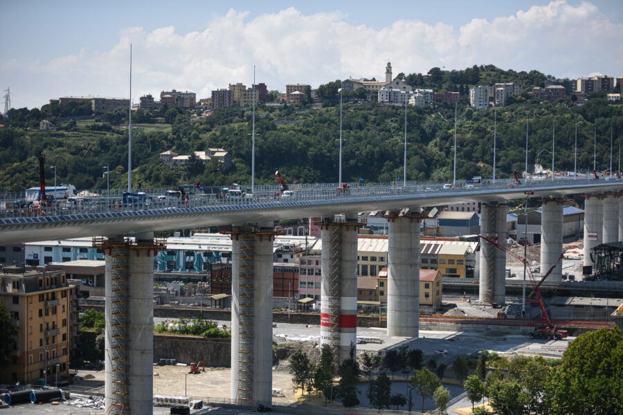 Foto Piero Cruciatti / LaPresse
27/07/2020 – Genova, Italia
News
PerGenova – Il nuovo Ponte di Genova – Costruire il futuro
Nella foto: PerGenova – Il nuovo Ponte di Genova – Costruire il futuro
Foto Piero Cruciatti / LaPresse
27/07/2020 – Genova, Italia
News
PerGenova – Il nuovo Ponte di Genova – Costruire il futuro
In the photo: A general view of the new Genoa Bridge