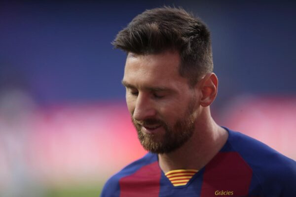 Messi vuole lasciare il Barcellona: via gratis con una clausola del contratto