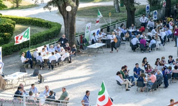 I Ricostituenti affondano Dema ma non spiegano il perché