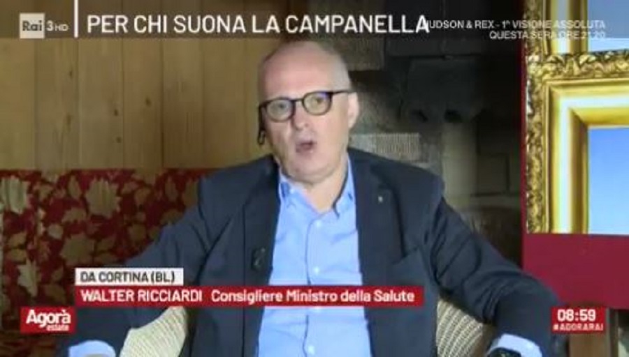 Coronavirus, Ricciardi: “Se aumentano casi a rischio elezioni e riapertura scuole”. Poi la marcia indietro: “Mi riferivo ad altri Paesi”