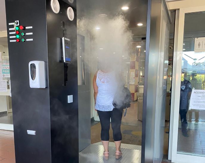 Pascale primo ospedale in Italia a dotarsi di cabine sanificatrici per il Covid