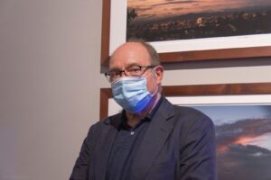 Carlo Verdone fotografo in mostra al museo Madre: “Nei miei scatti inediti c’è la verità della mia anima”