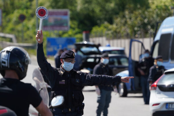 Zona rossa, cosa si può fare e quali sono i negozi aperti