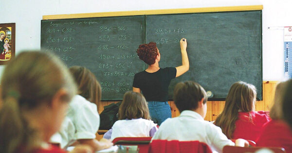Como, insegna per 20 anni con una laurea falsa alla Iulm, condannata a restituire 247mila euro