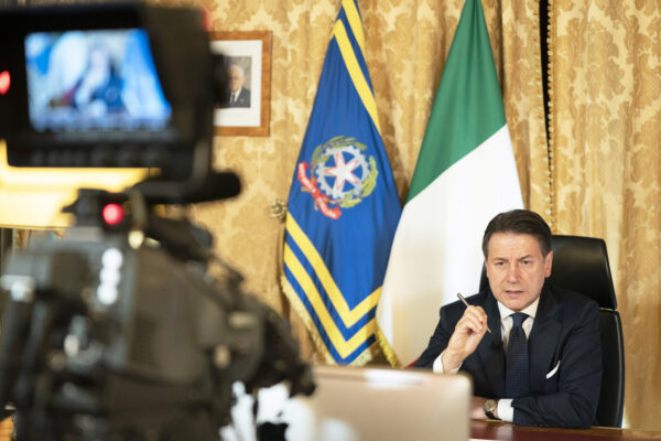 Foto Filippo Attili/Palazzo Chigi/LaPresse 26-09-2020 Roma, Italia PoliticaIl Presidente del Consiglio, Giuseppe Conte, ha partecipato in videocollegamento al Festival dell’Economia 2020 di Trento.DISTRIBUTION FREE OF CHARGE – NOT FOR SALE – Obbligatorio citare la fonte LaPresse/Palazzo Chigi/Filippo Attili