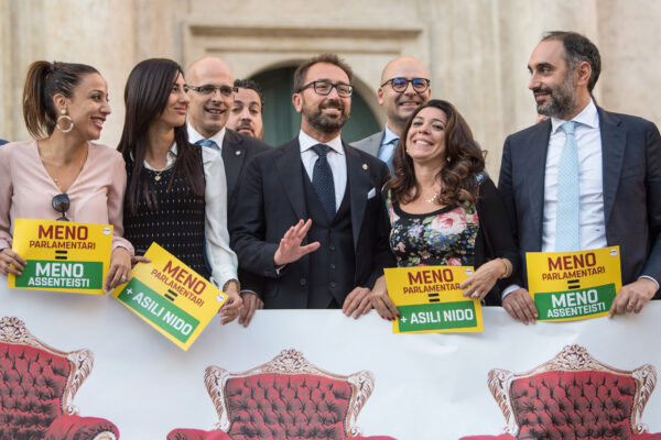 La Costituzione è in crisi, il taglio delle poltrone è solo l’ultimo sintomo