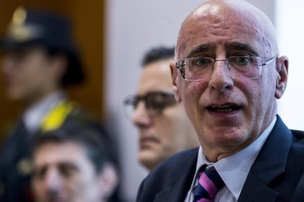 Dopo il Palamaragate sul Csm cala la scure del Tar Dopo il Palamaragate sul Csm cala la scure del Tar