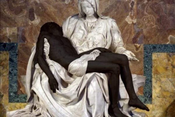 Nella Pietà di Michelangelo Gesù è nero: scoppia la polemica