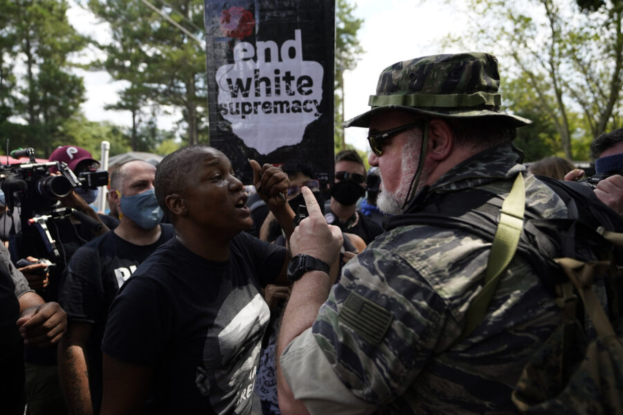 Usa, sangue sulla campagna elettorale: freddato afroamericano, nuove proteste