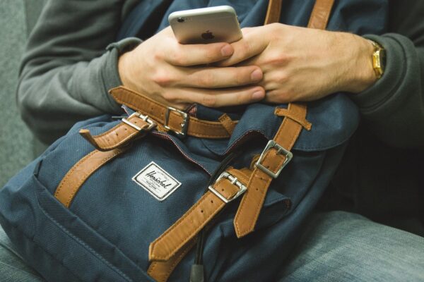 Coronavirus, alla Parthenope docenti e studenti realizzano l’app per gestire gli accessi in ateneo