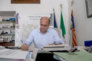 Regionali in Veneto, Lorenzoni positivo al Coronavirus: lo sfidante di Zaia in isolamento