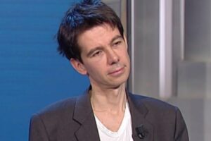 Imponeva dress code sexy alle stagiste, a processo ex giudice Bellomo: “Io vittima di persecuzione amorosa, scriverò libri”