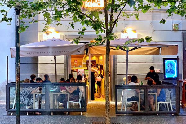 Psicosi Covid, sugli smartphone i messaggi fake che fanno “terrorismo”