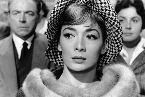 Juliette Gréco: una vita tra esistenzialismo, arte e musica