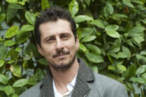 Luca Bizzarri linciato per aver osato parlare di “presunzione d’innocenza”