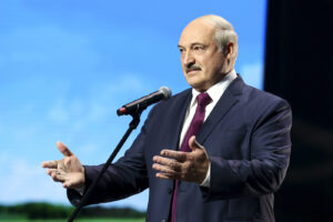 Reazione Bielorussia, dopo il voto del Parlamento europeo Lukashenko chiude i confini con Polonia e Lituania