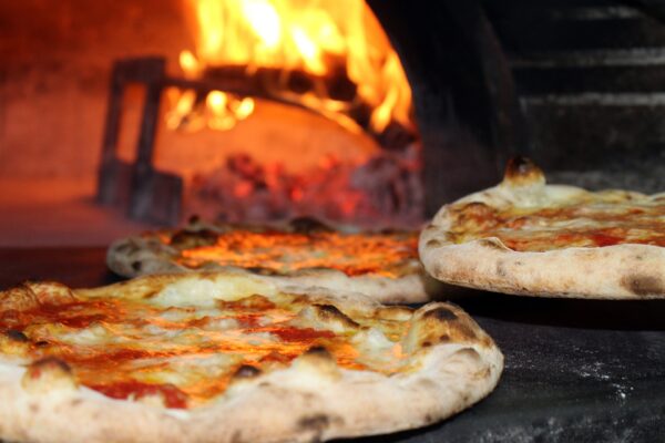 Le migliori pizzerie da taglio e da asporto in Italia, la classifica di 50 top pizza