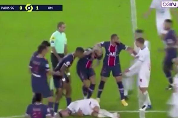 Rissa in Psg Marsiglia, cinque espulsi e pugni in faccia