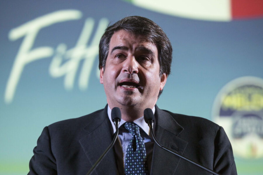 Chi è Raffaele Fitto, il ministro agli Affari europei del governo Meloni