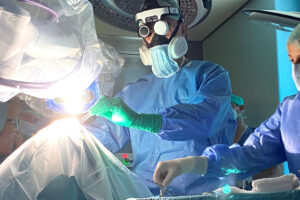Tumore asportato con robotiscopio, a Milano il primo intervento al mondo