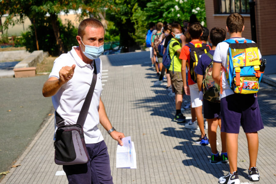 Coronavirus, quasi mille le scuole con almeno un contagio: il report