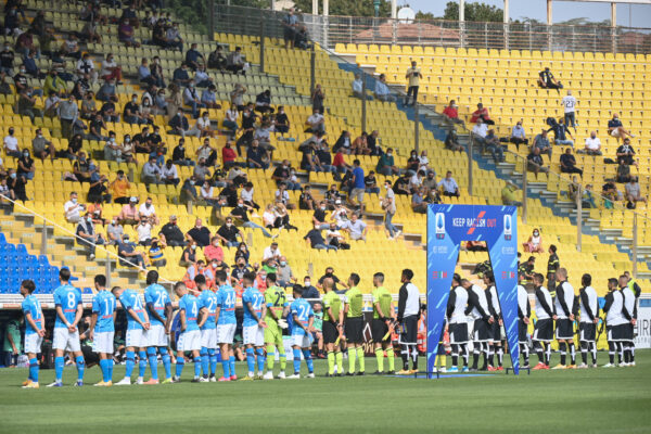 Stadi riaperti ai tifosi, critiche dal coordinatore del Cts Miozzo: “Una follia più di mille persone”