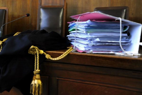 Quanto costa la giustizia lumaca: a Napoli in fumo 14 milioni all’anno