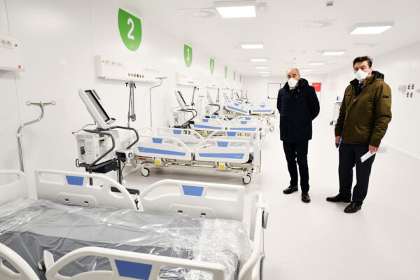 Foto Gian Mattia D’Alberto – LaPresse
31-03-2020 Milano Italia
Cronaca
Conferenza stampa presentazione Ospedale Fiera Milano
nella foto:  Ezio Belleri, Marco Giachetti

Ph Gian Mattia D’Alberto – LaPresse
2020-03-31 Milan Italy
Press conference to present Fiera Milano Hospital
in the photo: Ezio Belleri, Marco Giachetti